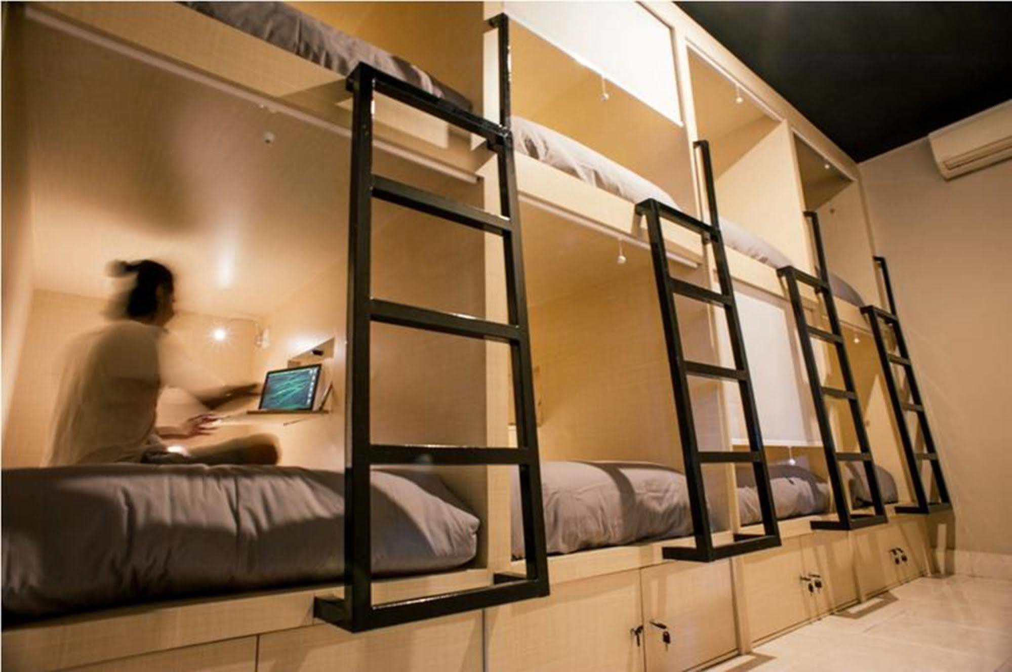 Bedplus Backpacker Kuta 레기안 외부 사진